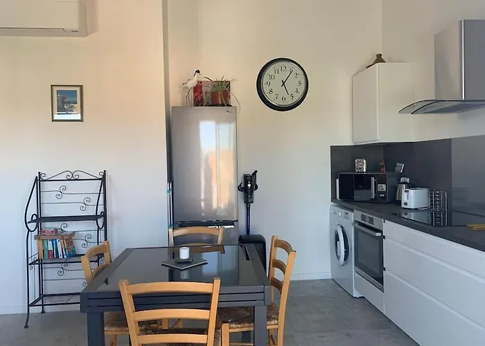 Maison Terrasse Proche Centre Et Ile De Re Apartment