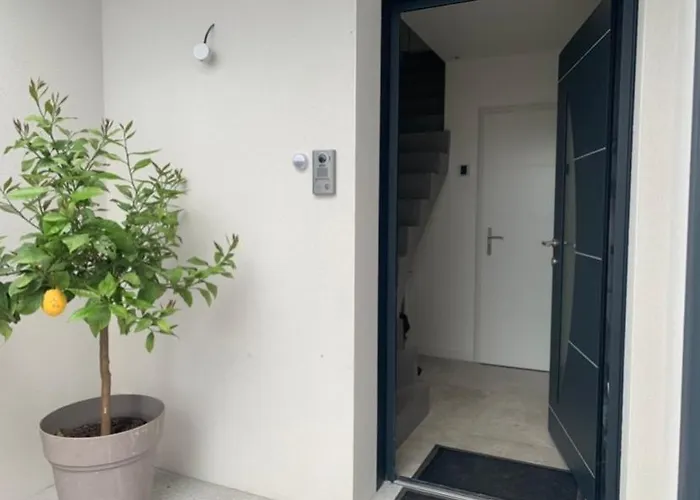 Apartment Maison Terrasse Proche Centre Et Ile De Re *