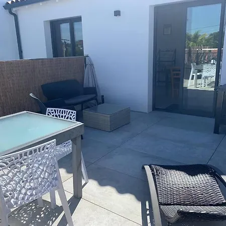 Apartamento Maison Terrasse Proche Centre Et Ile De Ré *