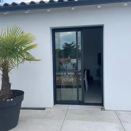 Maison Terrasse Proche Centre Et Ile De Ré La Rochelle (Charente-Maritime)